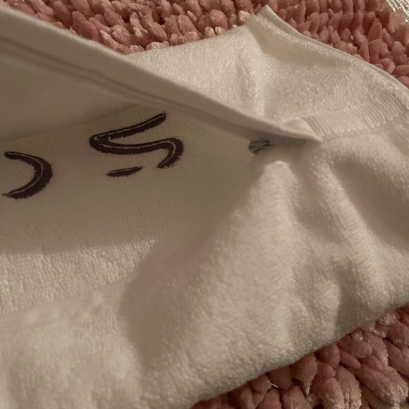 NWT 3pk 100% cotton high quality gym towels with hidden pocket! - Picture 10 of 10